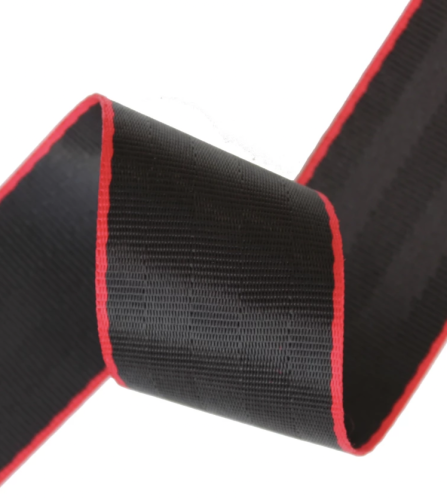 Лента ремня безопасности - черная с красным кантом (5-025)